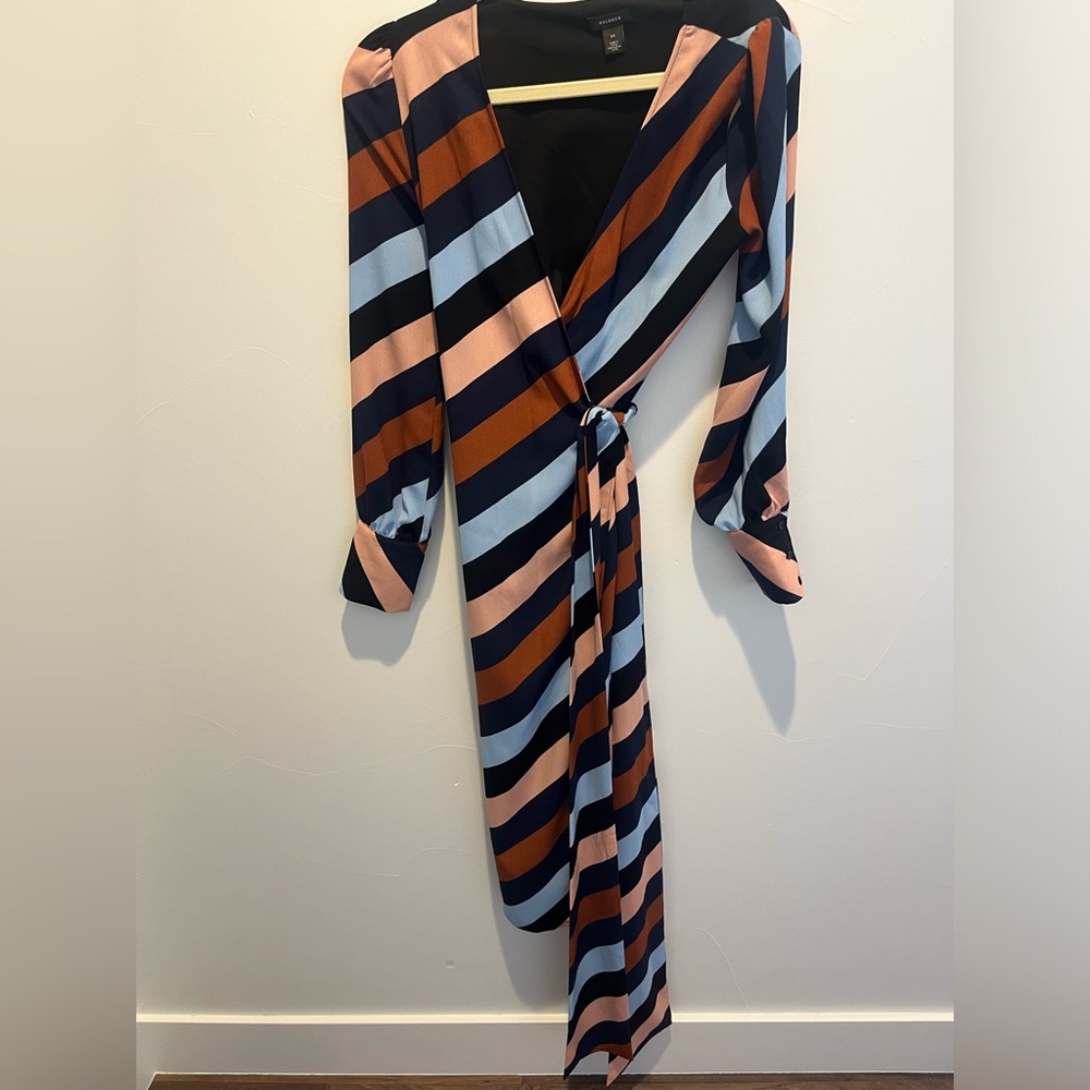 Halogen multicolor wrap dress like new size XS